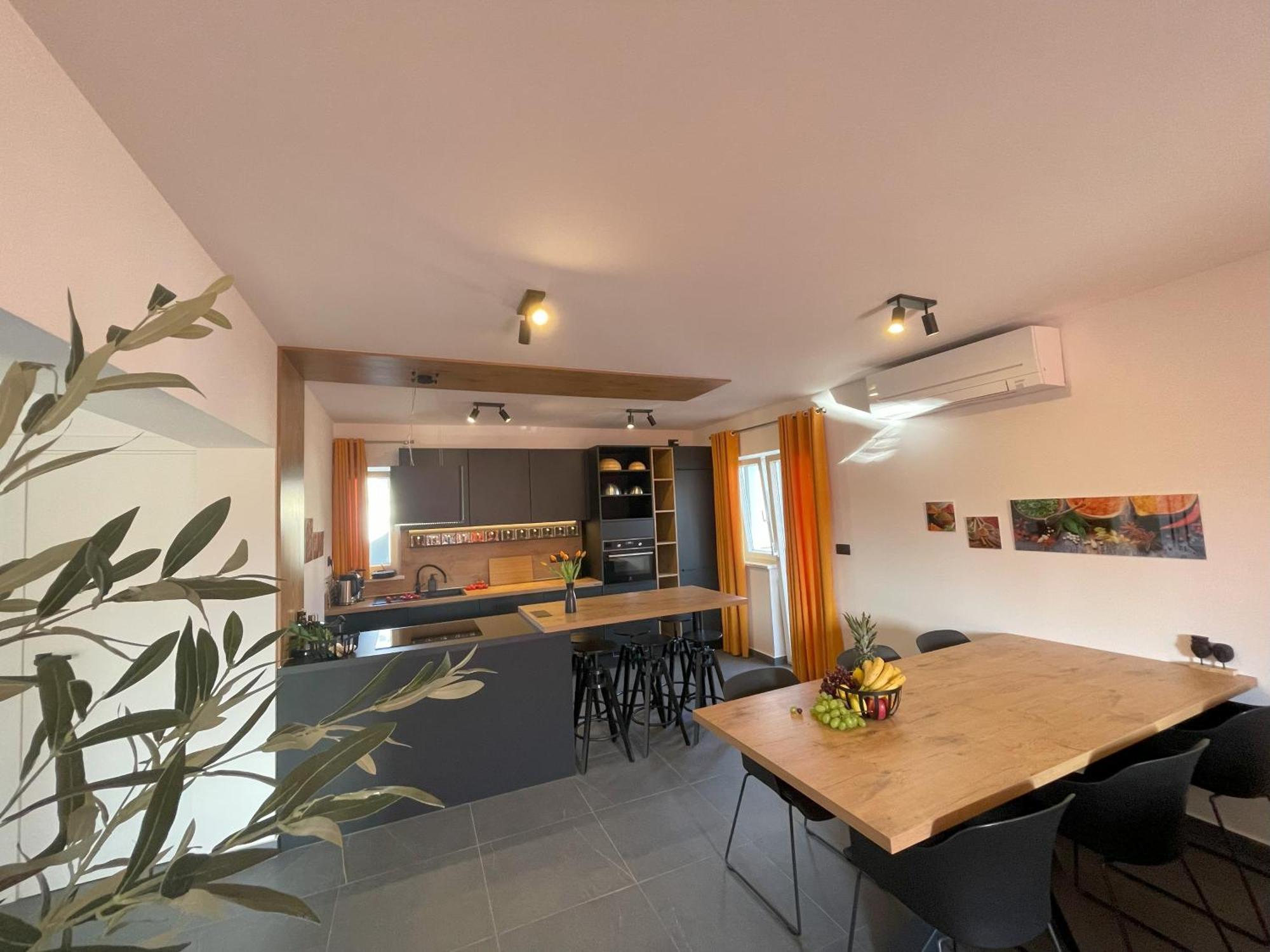 Valkane Beach Apartments Пула Екстер'єр фото