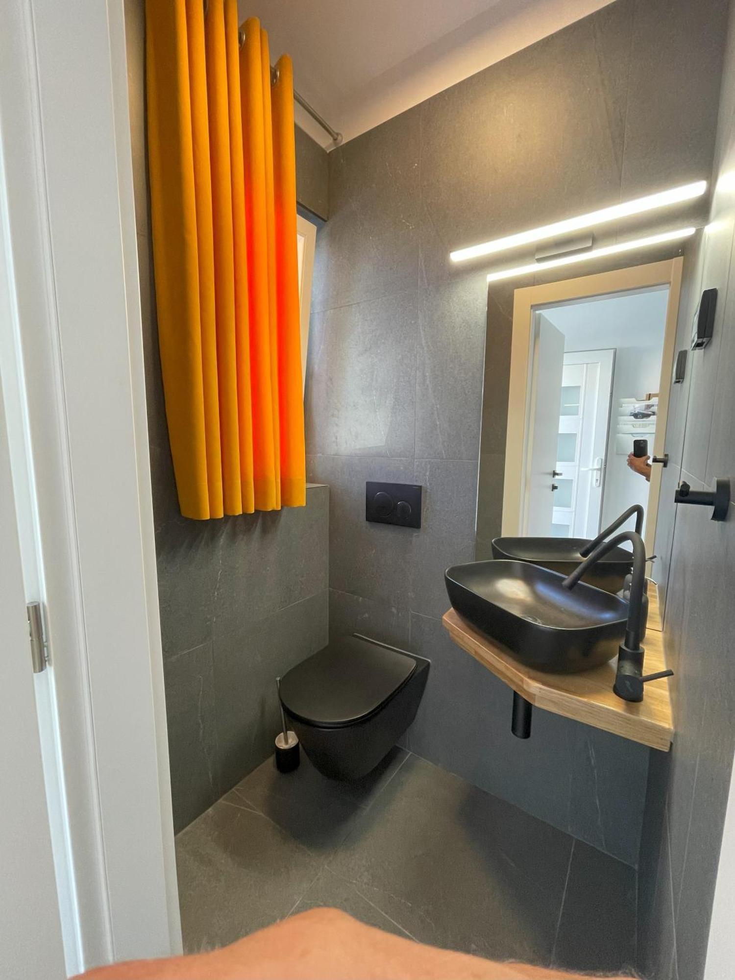 Valkane Beach Apartments Пула Екстер'єр фото